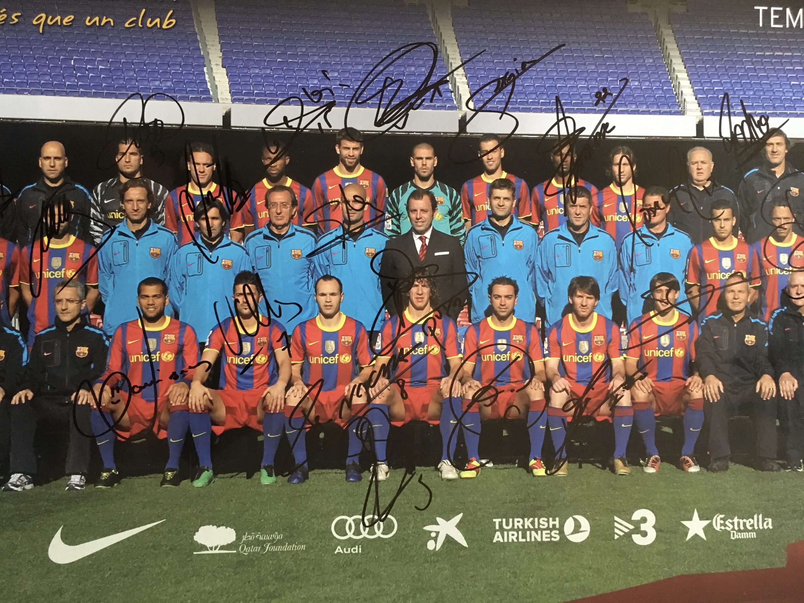 Pòster FCBarcelona 2010/11 signat pels jugadors del Barça