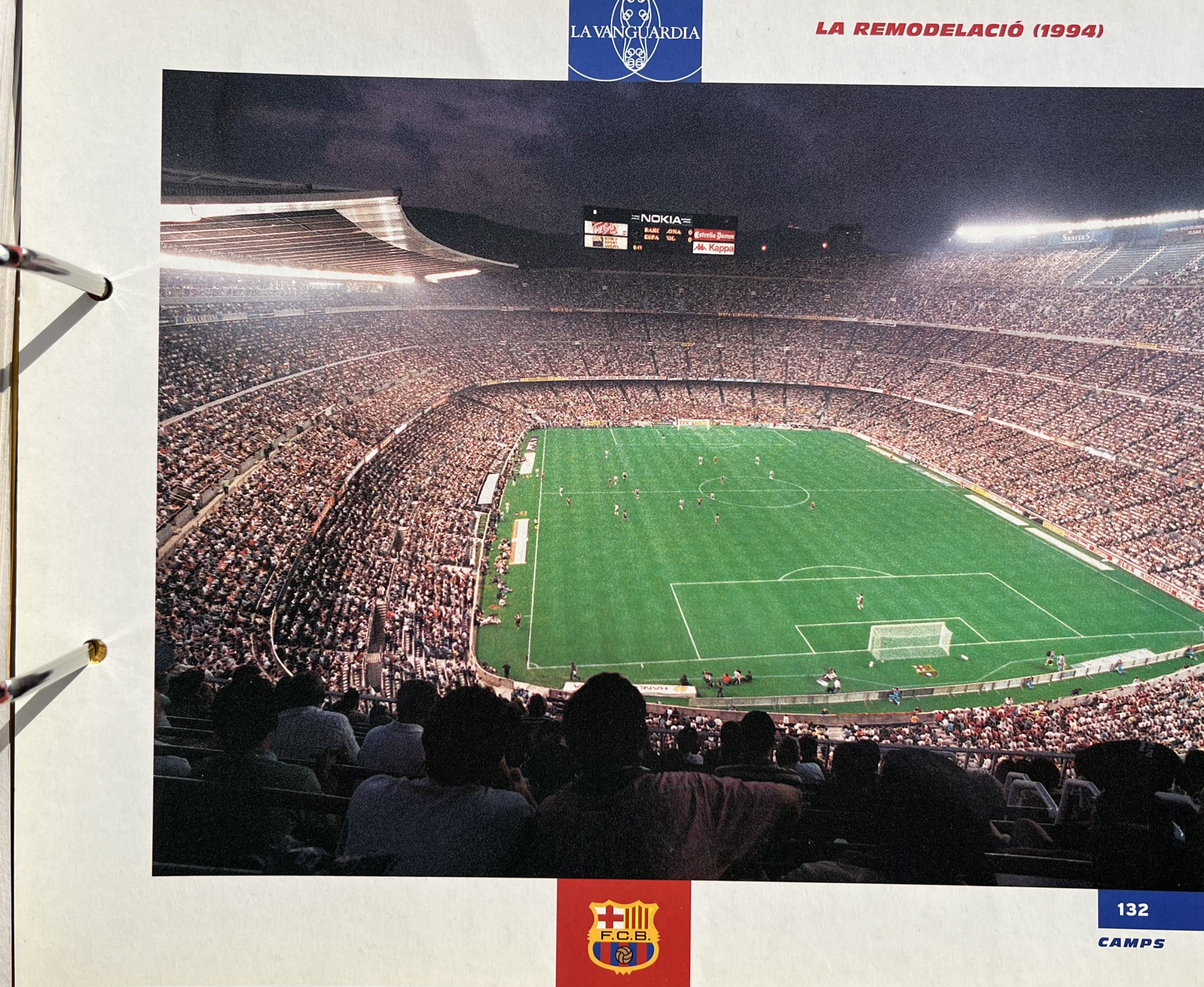Gran àlbum de cromos del Barça la Vanguardia 1999 fitxa 132 Camp Nou 1994