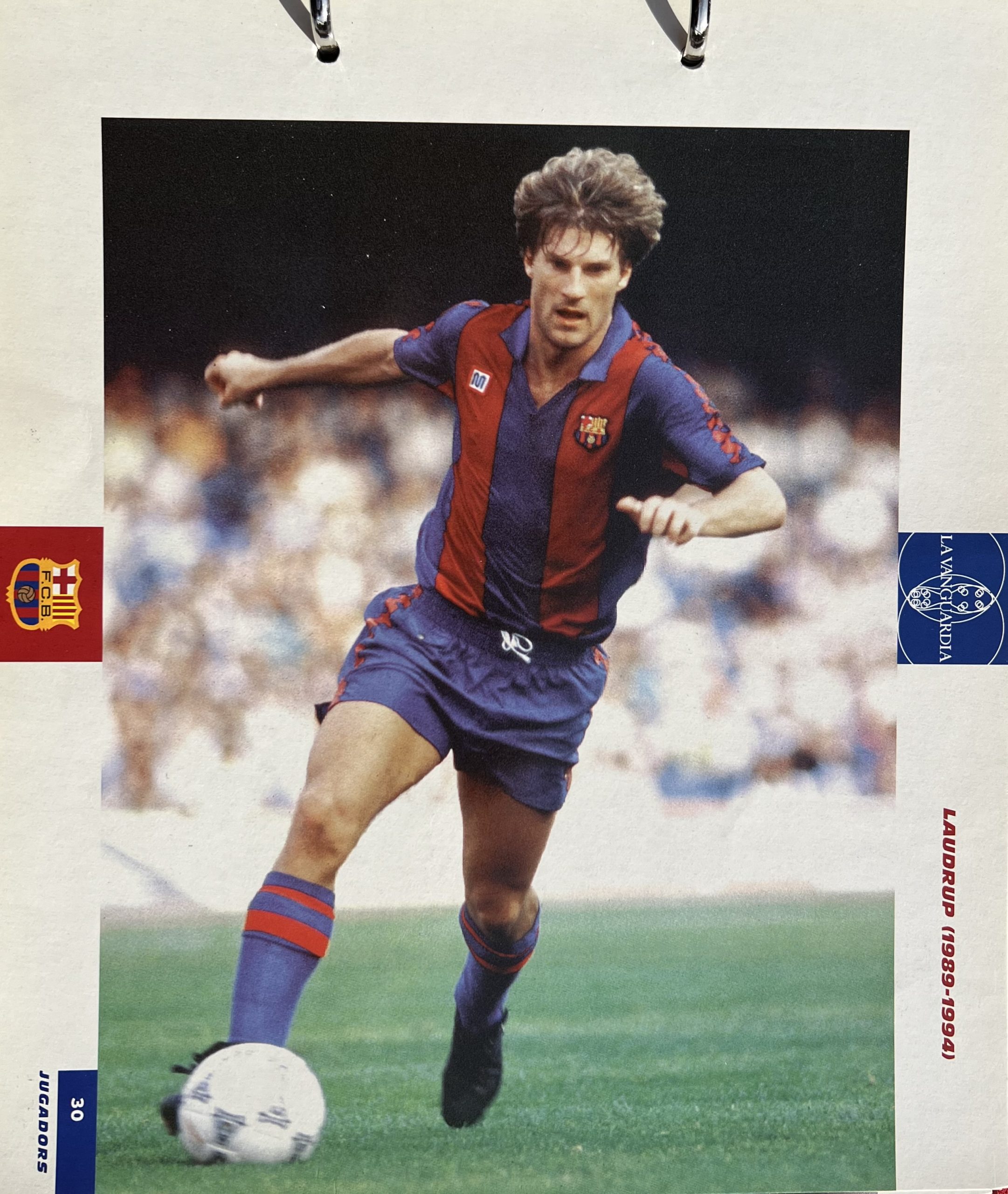 Gran àlbum de cromos del Barça la Vanguardia 1999 fitxa 30