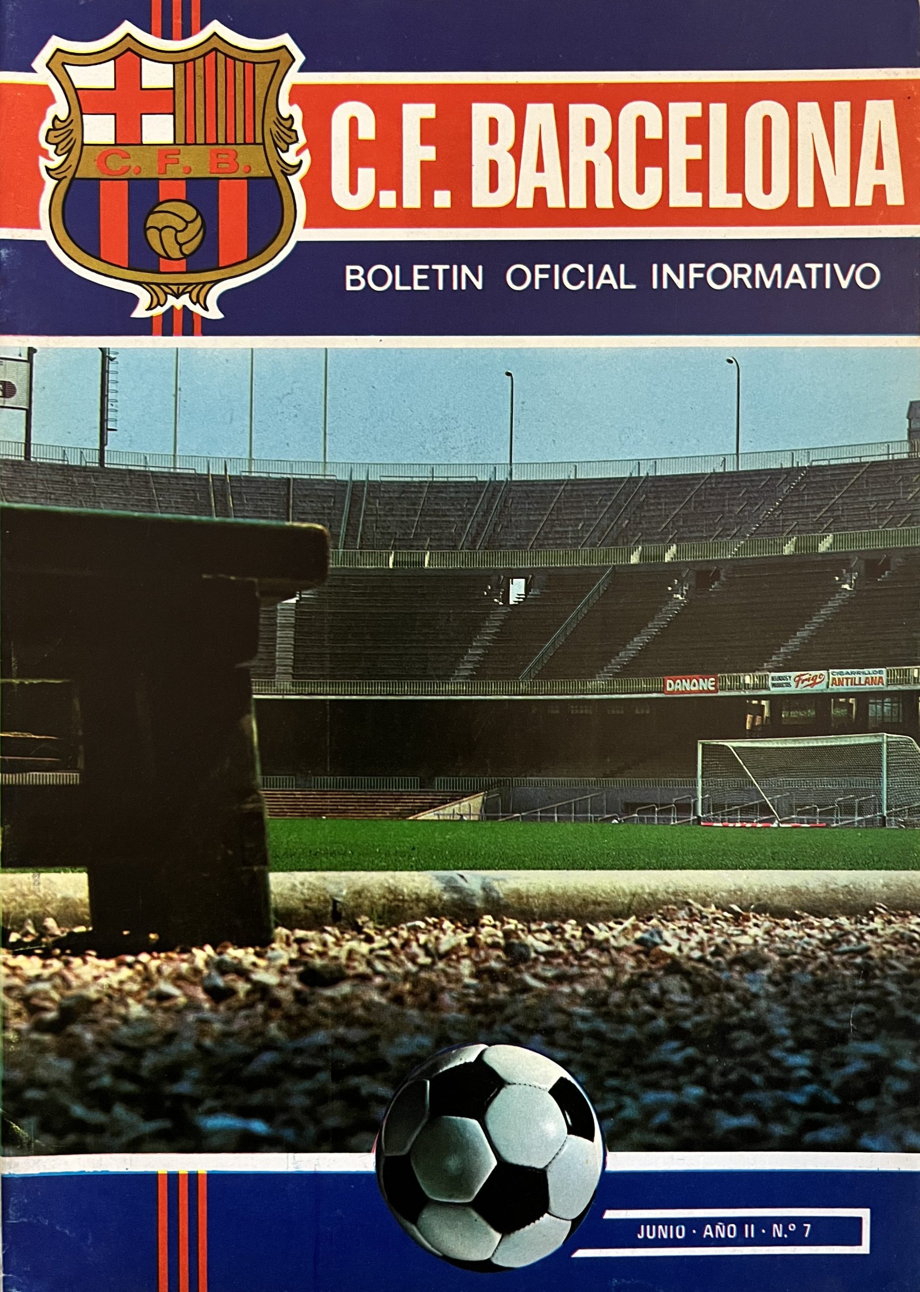 F.C.BARCELONA - BOLETIN OFICIAL INFORMATIVO Junio 1971 . AÑO II - Nº 7