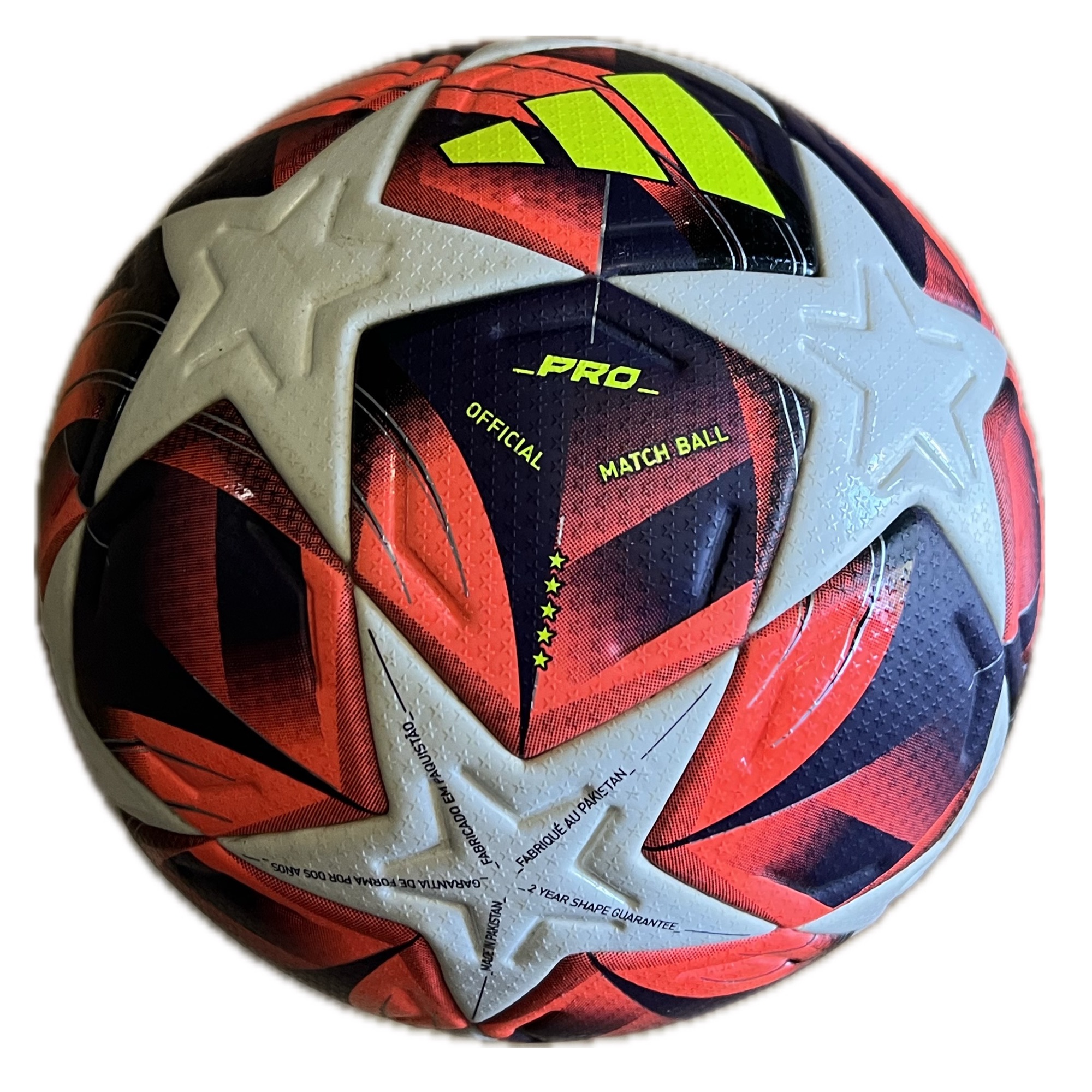 Referència IS7437 de la pilota Adidas UWCL Pro 2024/25